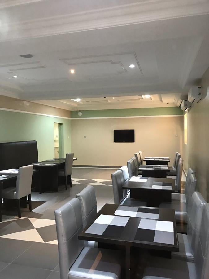 Bluespring Hotel Maryland 外观 照片